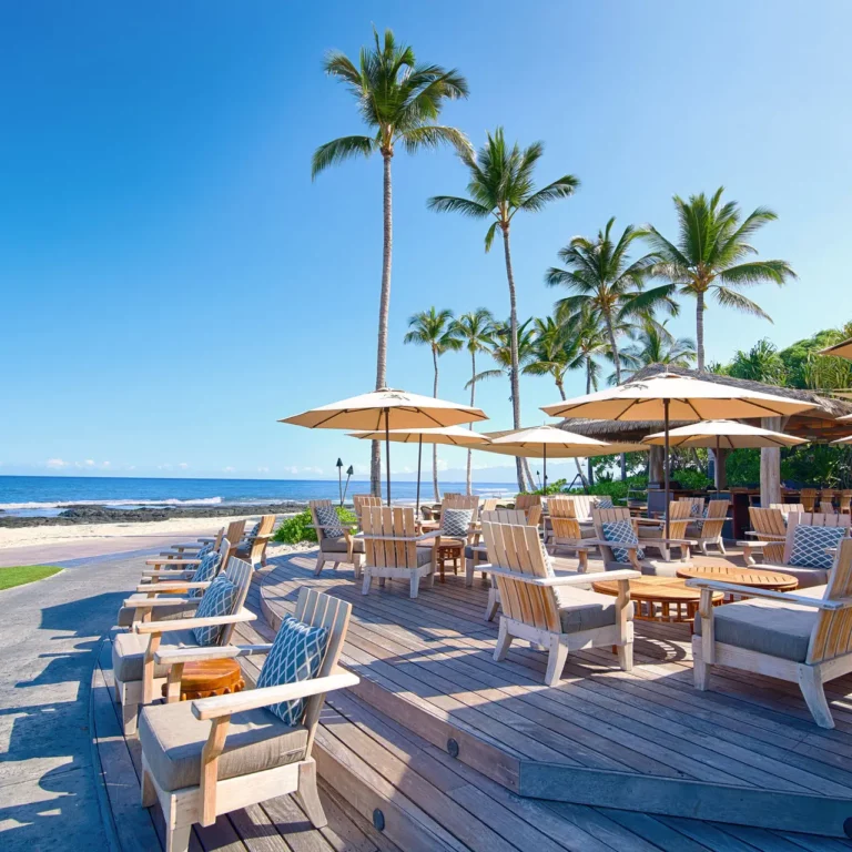 Beach Tree Restaurant is a Restaurant located in the city of Kailua-Kona on Big Island, Hawaii