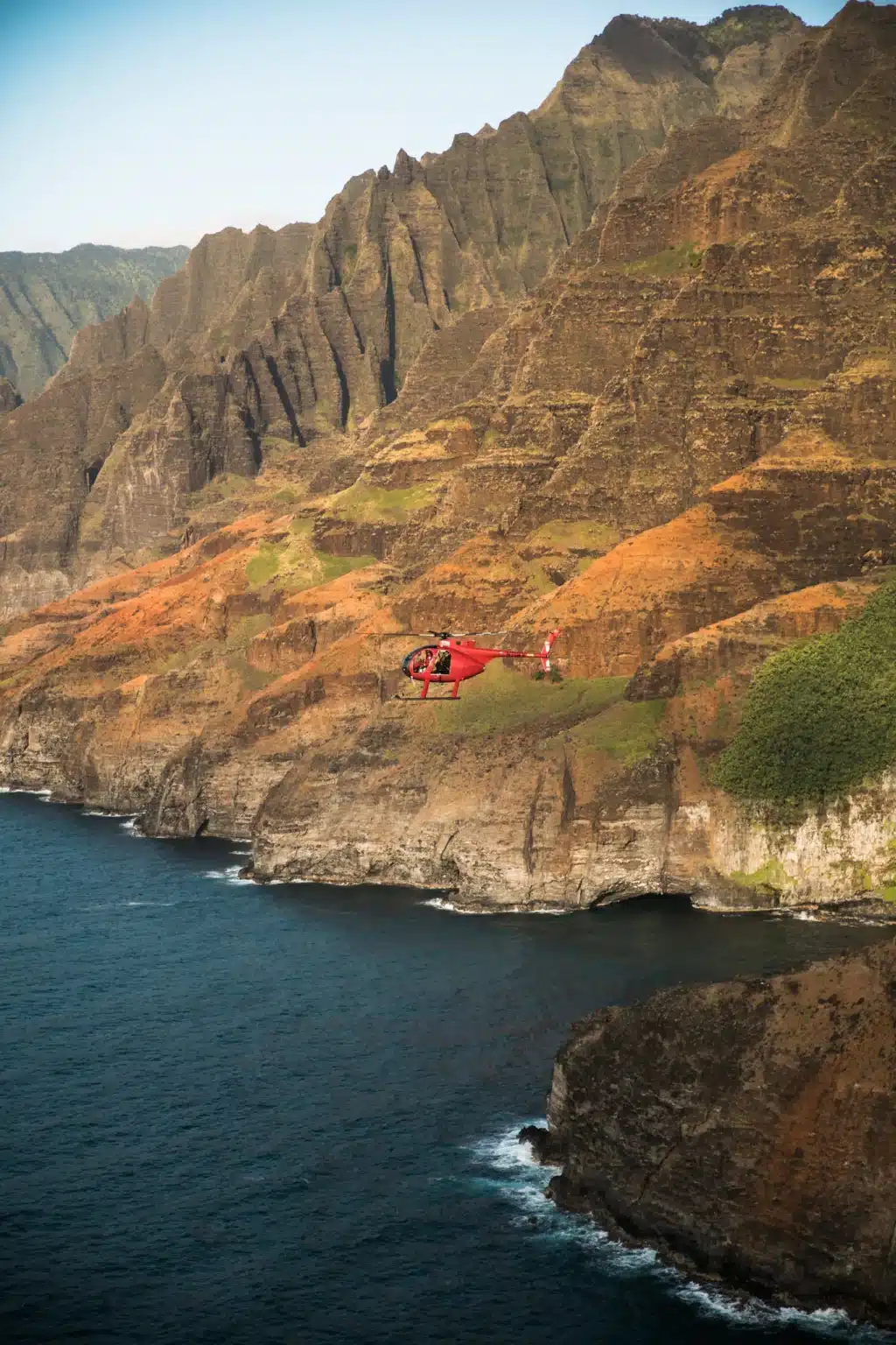 Hughes 500 Doors-Off Helicopter: Air Activity Tour in the town of Lihue on Kauai