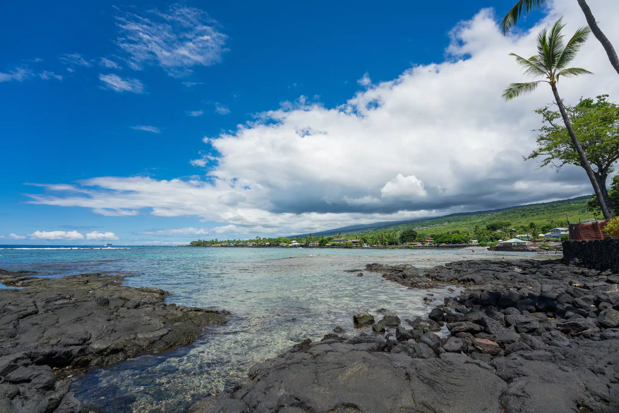 Kahalu'u Beach Park is a Beach located in the city of Kailua-Kona on Big Island, Hawaii