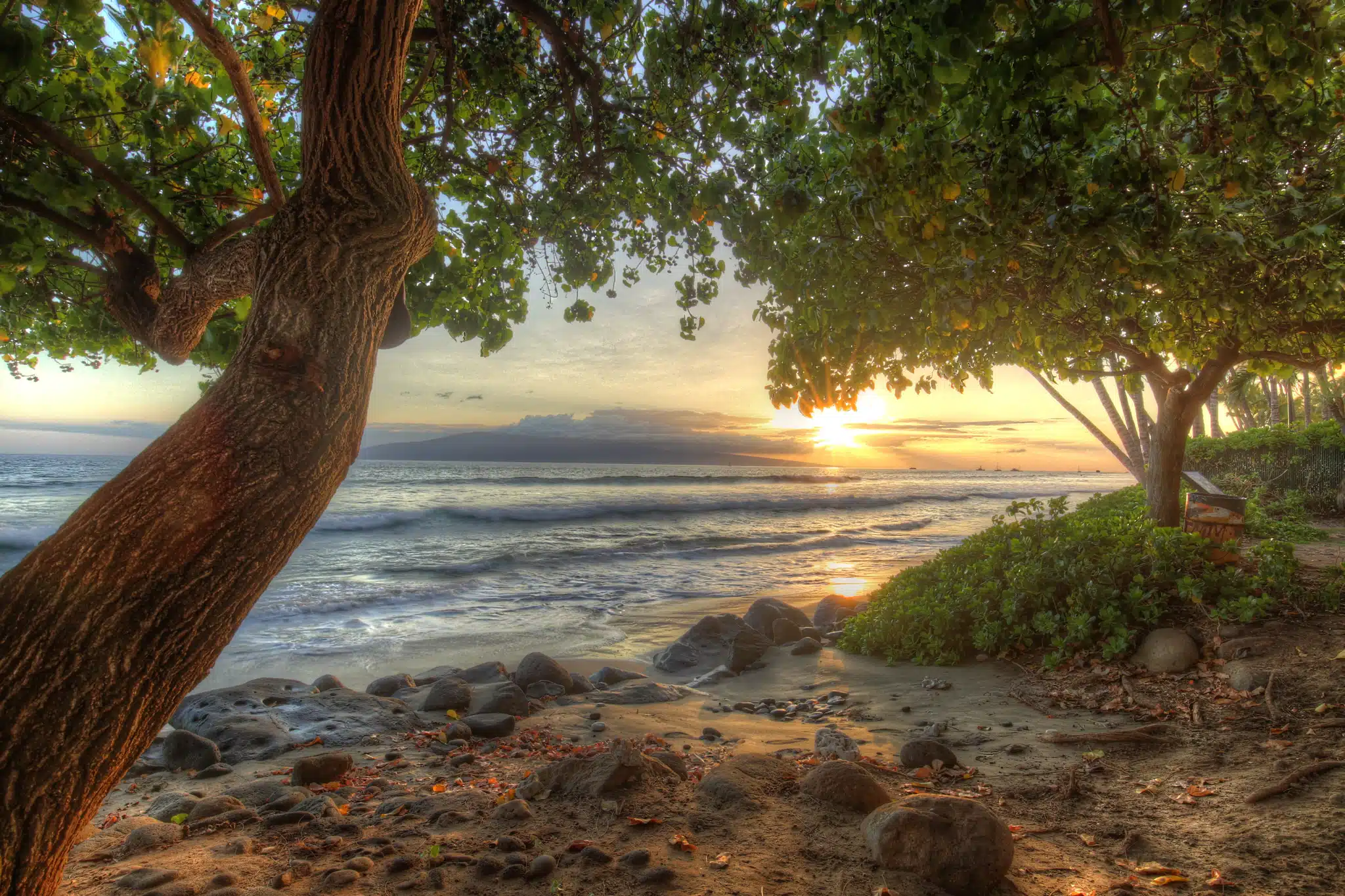 Puamana Beach County Park is a Beach located in the city of Lahaina on Maui, Hawaii