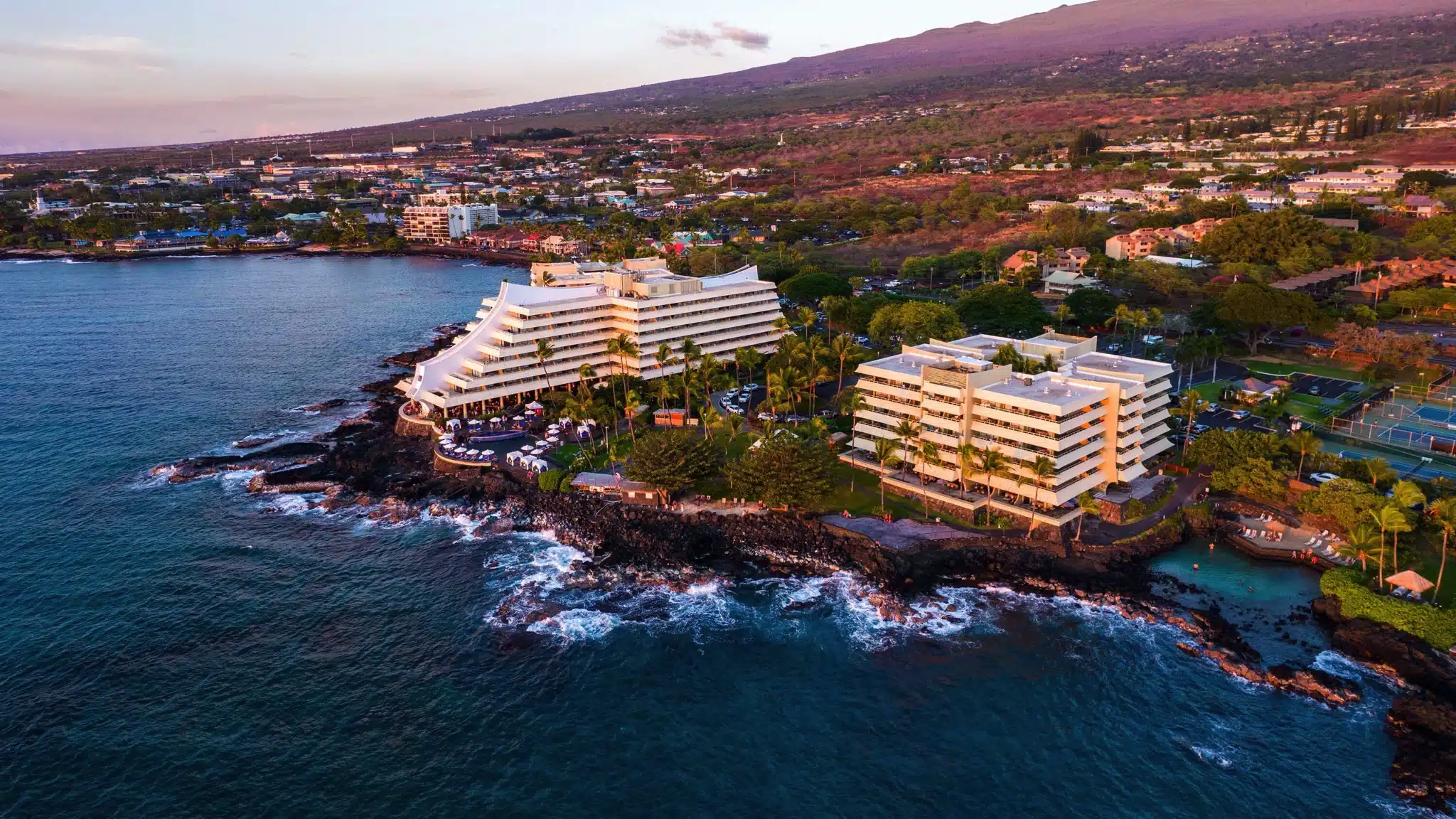 Royal Kona Resort is a Hotel located in the city of Kailua-Kona on Big Island, Hawaii