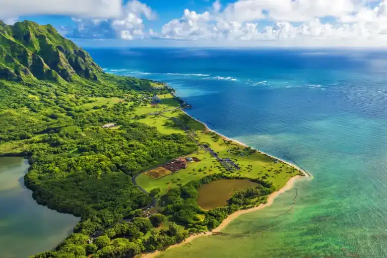 Kane'ohe Bay is a Beach located in the city of Kahaluu on Oahu, Hawaii