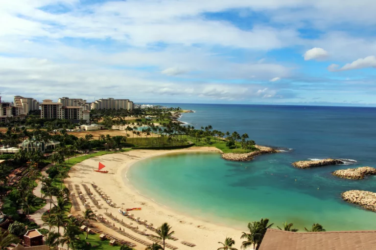 Ko Olina Lagoons is a Beach located in the city of Kapolei on Oahu, Hawaii