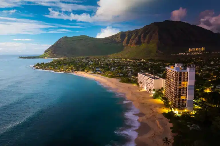 Papaoneone Beach is a Beach located in the city of Makaha on Oahu, Hawaii